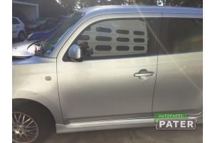 Gebrauchte Tür 4-türig links vorne Daihatsu Materia 1.3 16V Preis € 210,00 Margenregelung angeboten von Autoparts Pater