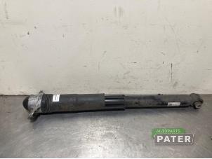 Used Rear shock absorber rod, right Volkswagen Golf VII Variant (AUVV) 1.5 TSI Evo BMT 16V Price € 52,50 Margin scheme offered by Autoparts Pater