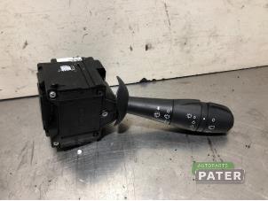 Used Wiper switch Renault Clio IV Estate/Grandtour (7R) 1.5 Energy dCi 90 FAP Price € 36,75 Margin scheme offered by Autoparts Pater