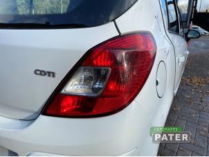 Używane Tylne swiatlo pozycyjne prawe Opel Corsa D 1.3 CDTi 16V ecoFLEX Cena € 26,25 Procedura marży oferowane przez Autoparts Pater