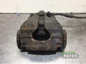 Used Front brake calliper, left Volkswagen Transporter T5 2.0 Price € 36,75 Margin scheme offered by Autoparts Pater