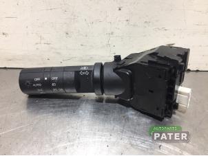 Używane Przelacznik swiatel Nissan Pathfinder (R51) 2.5 dCi 16V 4x4 Cena € 36,75 Procedura marży oferowane przez Autoparts Pater