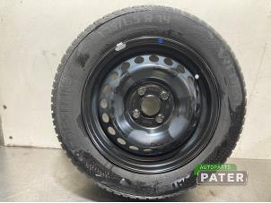 Usagé Jante + pneu d'hiver Hyundai i10 (B5) 1.0 12V Prix € 105,00 Règlement à la marge proposé par Autoparts Pater