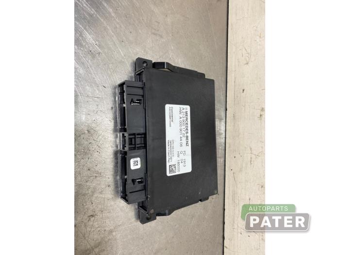 Begagnade Datorer, värmare Mercedes A (177.0) 1.3 A-180 Turbo 16V Pris € 63,00 Marginaltabell erbjuds av Autoparts Pater