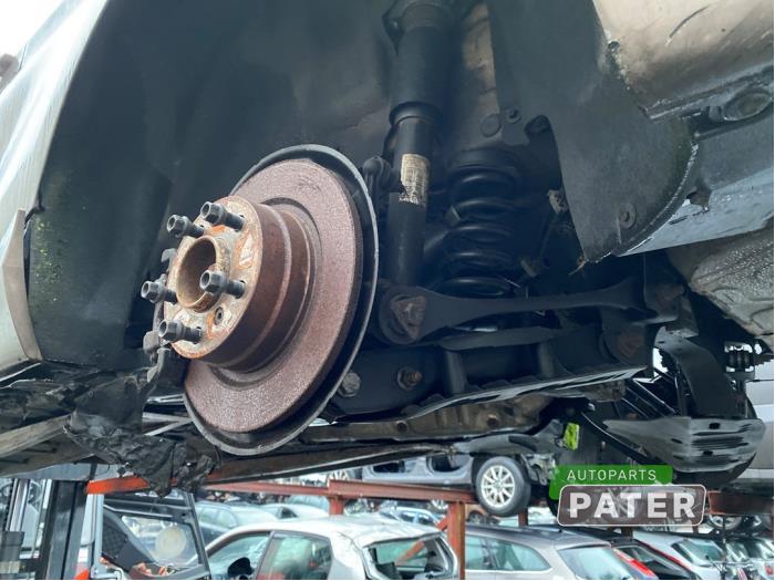 Rear wheel drive rear axle from a BMW 1 serie (F21) 116d 1.6 16V Efficient Dynamics 2012