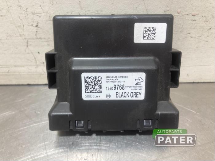 Używane Modul gateway Opel Karl 1.0 12V Cena € 52,50 Procedura marży oferowane przez Autoparts Pater