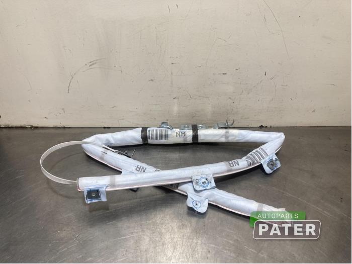 Używane Kurtyna prawa Opel Karl 1.0 12V Cena € 42,00 Procedura marży oferowane przez Autoparts Pater