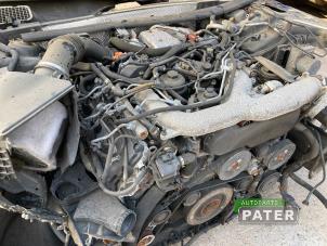 Motor van een Audi A5 Quattro (B8C/S) 3.0 TDI V6 24V 2008