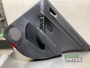 Używane Tapicerka drzwi prawych tylnych wersja 4-drzwiowa Volkswagen Golf VII (AUA) 2.0 GTD 16V Cena € 63,00 Procedura marży oferowane przez Autoparts Pater