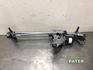 Used Wiper motor + mechanism Mercedes A (177.0) 1.3 A-180 Turbo 16V Price € 103,95 Margin scheme offered by Autoparts Pater