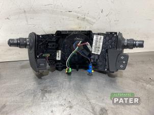 Used Steering column stalk Renault Scénic II (JM) 1.5 dCi 85 Price € 52,50 Margin scheme offered by Autoparts Pater