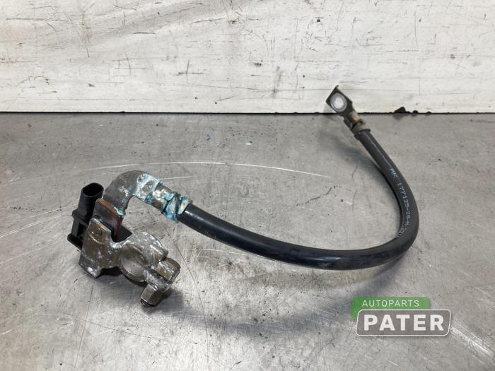 Używane Biegun akumulator BMW 1 serie (F20) 116d 1.5 12V TwinPower Cena € 10,50 Procedura marży oferowane przez Autoparts Pater