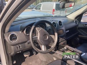 Used Airbag set + module Mercedes ML II (164/4JG) 3.0 ML-320 CDI 4-Matic V6 24V Price € 525,00 Margin scheme offered by Autoparts Pater
