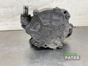 Used Vacuum pump (diesel) Volkswagen Caddy III (2KA,2KH,2CA,2CH) 1.6 TDI 16V Price € 63,53 Inclusive VAT offered by Autoparts Pater