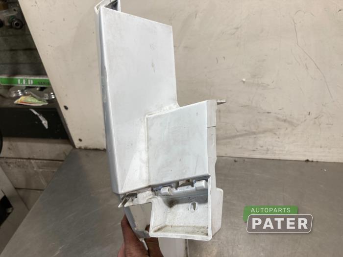Rear bumper component, left from a Ford Transit Connect (PJ2) 1.6 TDCi 16V 75 2015