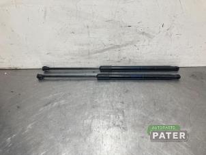 Used Set of tailgate gas struts Renault Clio V (RJAB) 1.0 TCe 100 12V Price € 42,00 Margin scheme offered by Autoparts Pater