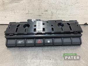 Used Panic lighting switch Renault Clio V (RJAB) 1.0 TCe 100 12V Price € 36,75 Margin scheme offered by Autoparts Pater