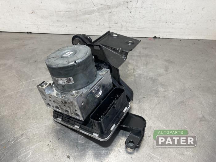 Begagnade ABS-pump Volkswagen Golf VII (AUA) 2.0 GTD 16V Pris € 63,00 Marginaltabell erbjuds av Autoparts Pater