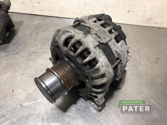Begagnade Dynamo Seat Ibiza ST (6J8) 1.0 EcoTSI 12V Pris € 36,75 Marginaltabell erbjuds av Autoparts Pater