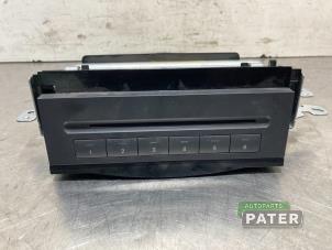 Used CD changer Mercedes ML II (164/4JG) 3.0 ML-320 CDI 4-Matic V6 24V Price € 105,00 Margin scheme offered by Autoparts Pater
