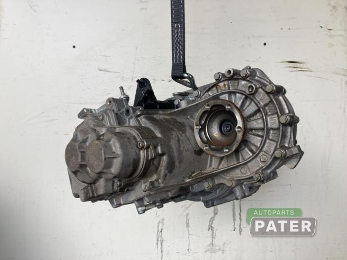 Gearbox from a Volkswagen T-Roc 1.5 TSI Evo BMT 16V 2020
