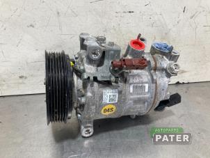 Używane Pompa klimatyzacji Volkswagen T-Roc 1.5 TSI Evo BMT 16V Cena € 141,75 Procedura marży oferowane przez Autoparts Pater