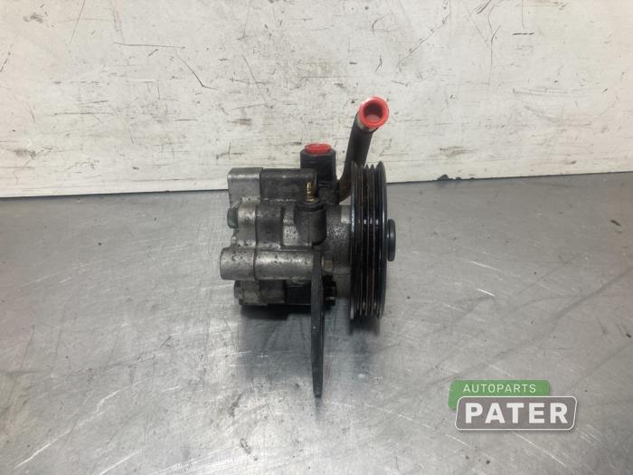 Usagé Pompe de direction Chevrolet Spark 1.0 16V Bifuel Prix € 15,75 Règlement à la marge proposé par Autoparts Pater
