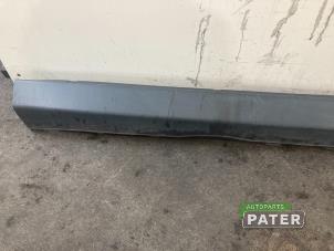 Used Rear bumper component, central Volkswagen Crafter 2.0 TDI Price € 50,82 Inclusive VAT offered by Autoparts Pater