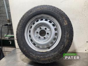 Used Wheel + tyre Mercedes Sprinter 3t (906.61) 210 CDI 16V Price € 63,53 Inclusive VAT offered by Autoparts Pater