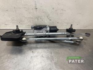 Used Wiper motor + mechanism Nissan Micra (K14) 0.9 IG-T 12V Price € 105,00 Margin scheme offered by Autoparts Pater