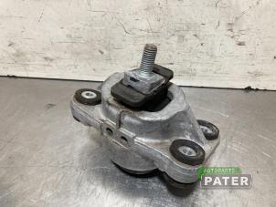 Used Engine mount Landrover Range Rover Sport (LW) 3.0 TDV6 Price € 47,25 Margin scheme offered by Autoparts Pater