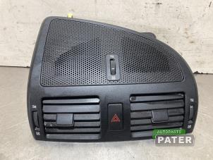 Used Dashboard vent Toyota Avensis Wagon (T27) 1.8 16V VVT-i Price € 52,50 Margin scheme offered by Autoparts Pater
