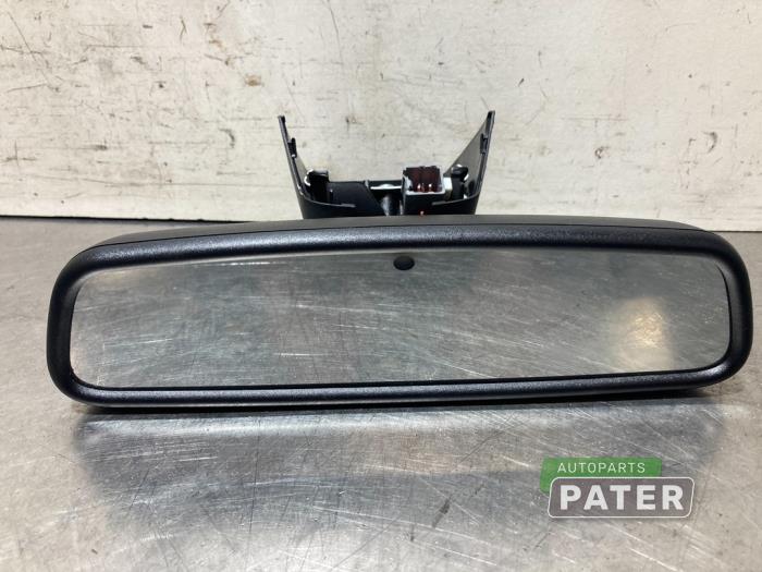 Używane Lusterko wewnetrzne Landrover Range Rover Sport (LW) 3.0 TDV6 Cena € 26,25 Procedura marży oferowane przez Autoparts Pater