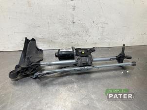Used Wiper motor + mechanism BMW 1 serie (F20) 116d 1.6 16V Efficient Dynamics Price € 36,75 Margin scheme offered by Autoparts Pater