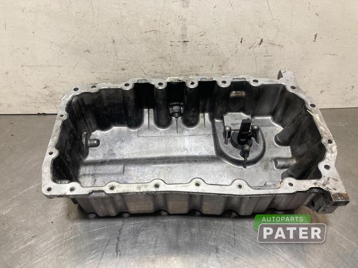 Gebrauchte Ölwanne Volkswagen Transporter/Caravelle T5 1.9 TDi Preis € 42,00 Margenregelung angeboten von Autoparts Pater