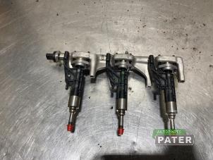 Used Fuel injector nozzle BMW 4 serie Gran Coupe (F36) 418i 1.5 TwinPower Turbo 12V Price € 210,00 Margin scheme offered by Autoparts Pater