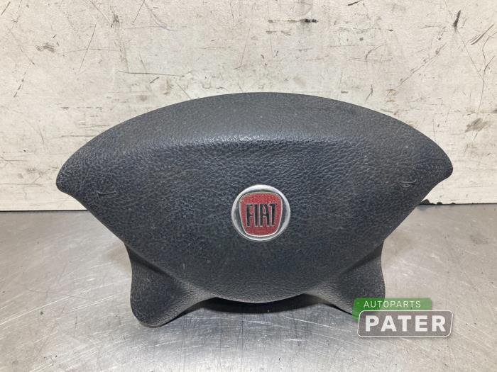 Left airbag (steering wheel) from a Fiat Scudo (270) 2.0 D Multijet 2011