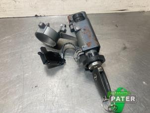 Used Ignition lock + key Opel Karl 1.0 12V Price € 52,50 Margin scheme offered by Autoparts Pater