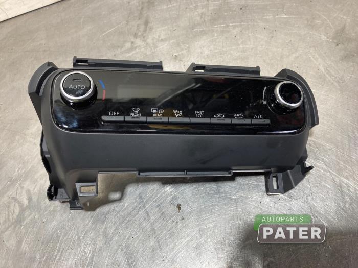 Begagnade Klimatpanel Toyota Yaris IV (P21/PA1/PH1) 1.5 12V Hybrid Pris € 157,50 Marginaltabell erbjuds av Autoparts Pater