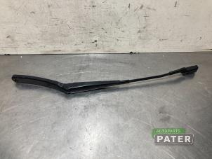 Used Front wiper arm Ford Focus 4 Wagon 1.0 Ti-VCT EcoBoost 12V 125 Price € 21,00 Margin scheme offered by Autoparts Pater