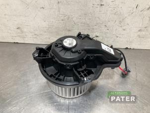 Używane Silnik wentylatora nagrzewnicy Ford Focus 4 Wagon 1.0 Ti-VCT EcoBoost 12V 125 Cena € 42,00 Procedura marży oferowane przez Autoparts Pater
