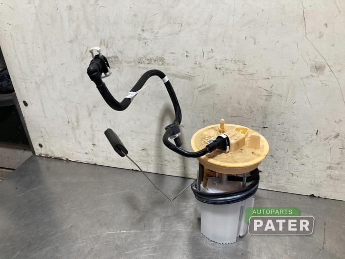 Usagé Pompe à carburant Ford Focus 4 Wagon 1.0 Ti-VCT EcoBoost 12V 125 Prix € 63,00 Règlement à la marge proposé par Autoparts Pater