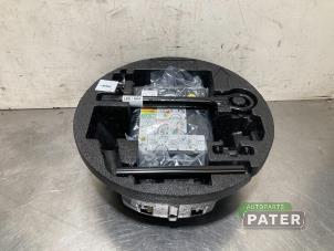 Used Tool set Renault Clio IV (5R) 0.9 Energy TCE 90 12V Price € 36,75 Margin scheme offered by Autoparts Pater