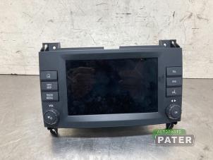 Used Navigation system Mercedes Vito (447.6) 2.0 116 CDI 16V Price € 571,73 Inclusive VAT offered by Autoparts Pater
