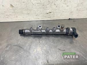 Used Fuel injector nozzle Opel Astra K Sports Tourer 1.5 CDTi 122 12V Price € 131,25 Margin scheme offered by Autoparts Pater