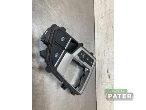 Used Parking brake switch Audi Q7 (4MB/4MG) 3.0 TDI V6 24V e-tron plug-in hybrid Price € 78,75 Margin scheme offered by Autoparts Pater