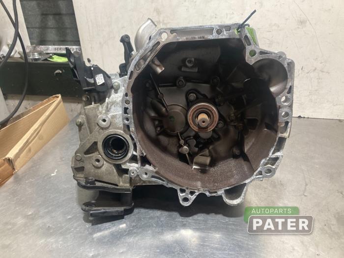 Usagé Boîte de vitesse Nissan Micra (K14) 1.0 12V Prix € 472,50 Règlement à la marge proposé par Autoparts Pater