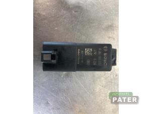 Used Glow plug relay Audi Q7 (4MB/4MG) 3.0 TDI V6 24V e-tron plug-in hybrid Price € 15,75 Margin scheme offered by Autoparts Pater