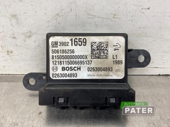 Usagé Module PDC Opel Corsa E 1.0 SIDI Turbo 12V Prix € 21,00 Règlement à la marge proposé par Autoparts Pater