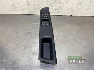Used Electric window switch Toyota Yaris III (P13) 1.5 16V Hybrid Price € 36,75 Margin scheme offered by Autoparts Pater